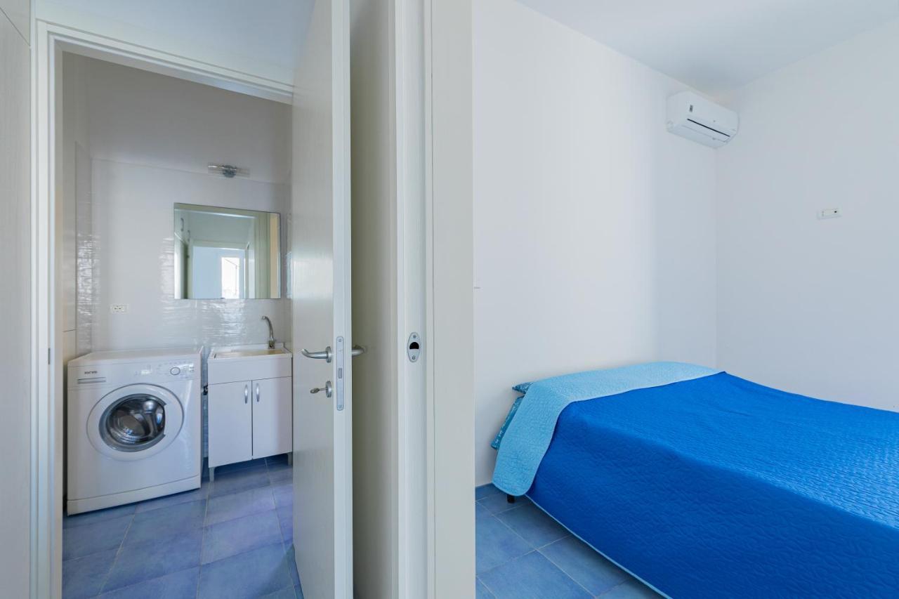 Appartement A Due Passi Dal Mare à Torre Lapillo Extérieur photo